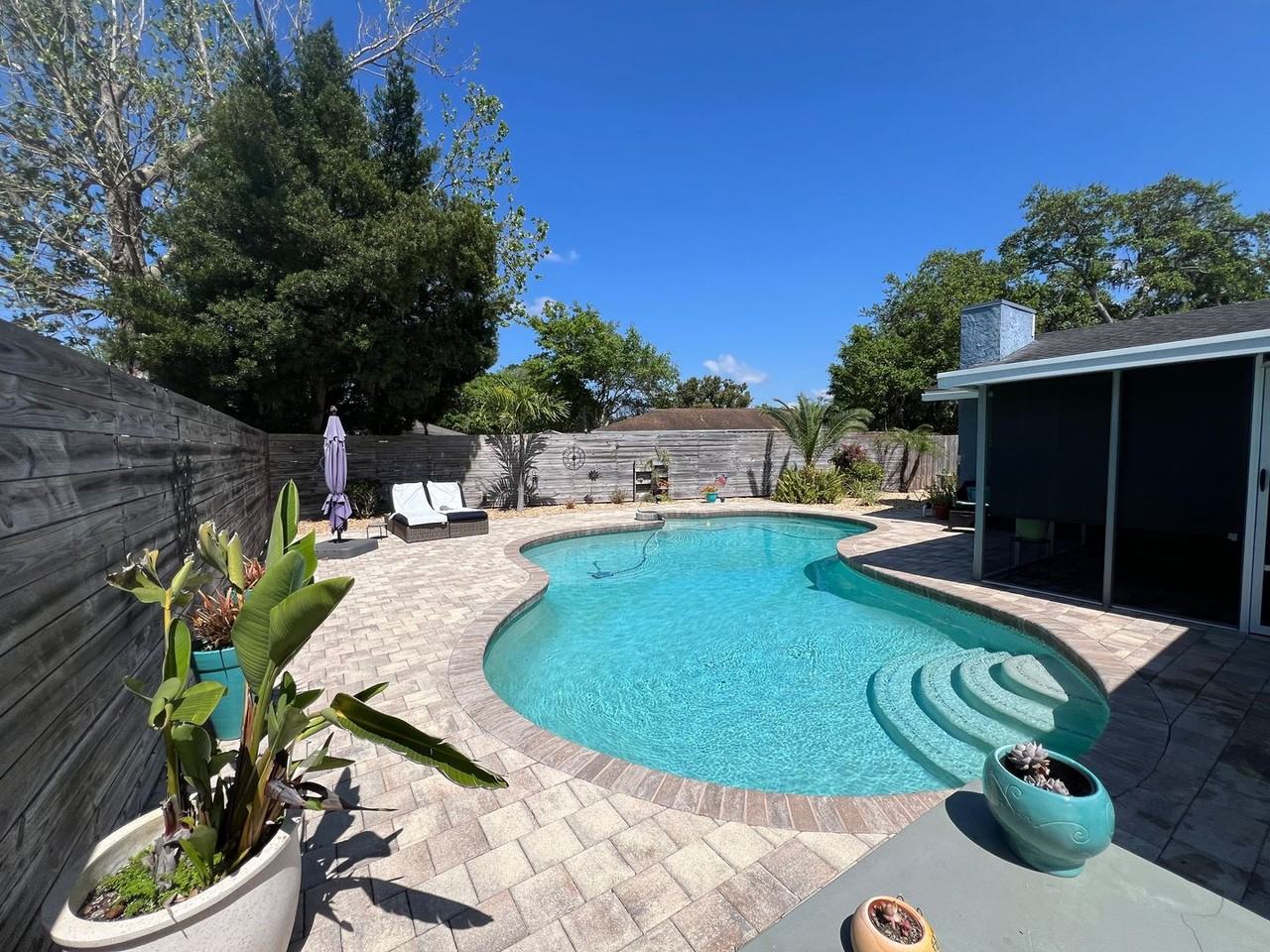 602 Pine Forest Dr - Photo 3 of 10