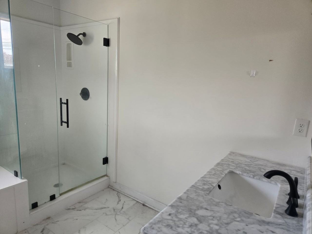 6228 Ewing Blvd - Photo 6 of 6