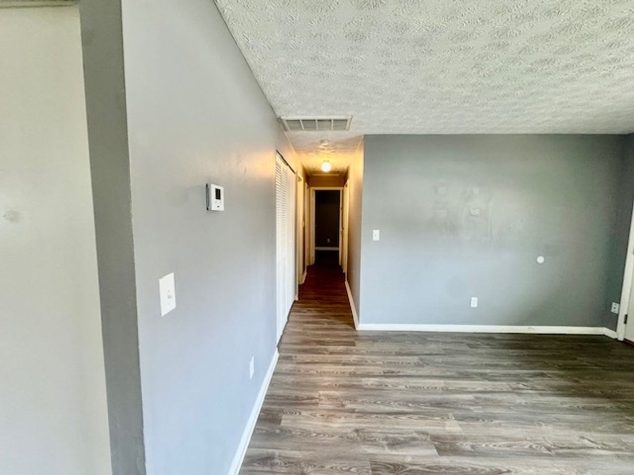 5784 Traymore Dr - Photo 4 of 21