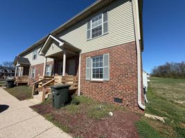 featured image of 102 Mason St