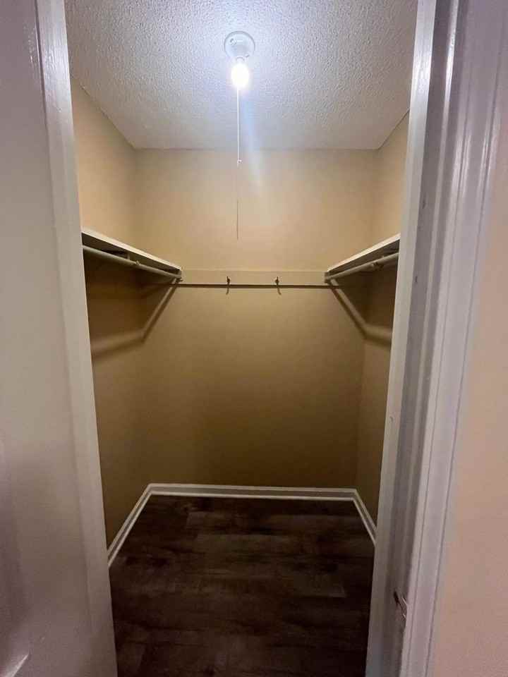 5245 Scrivener Dr - Photo 7 of 13