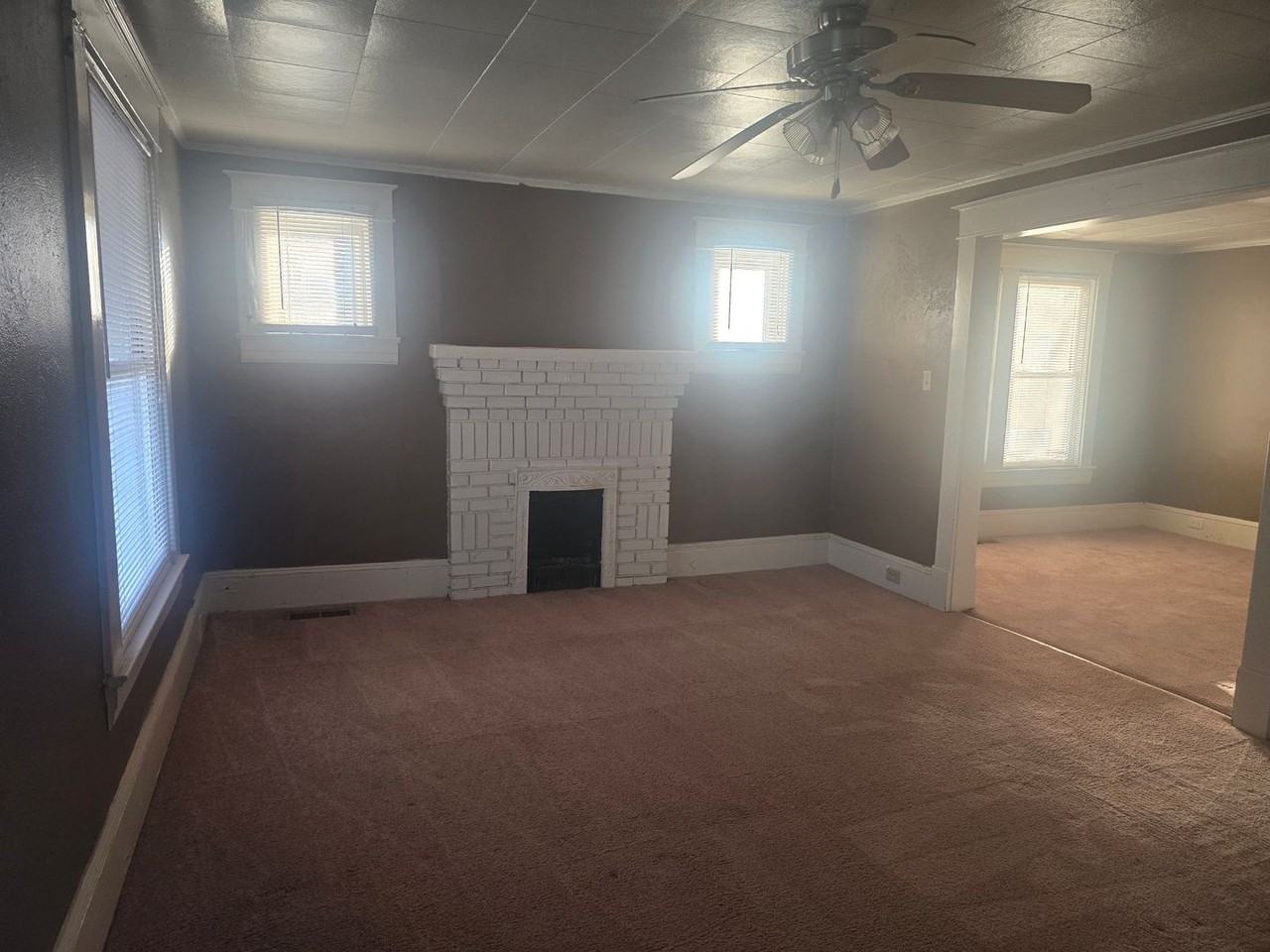 222 Liberty Rd - Photo 2 of 13