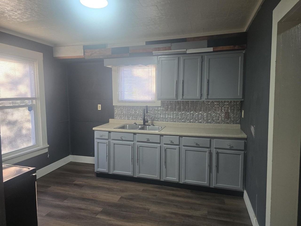 222 Liberty Rd - Photo 3 of 13