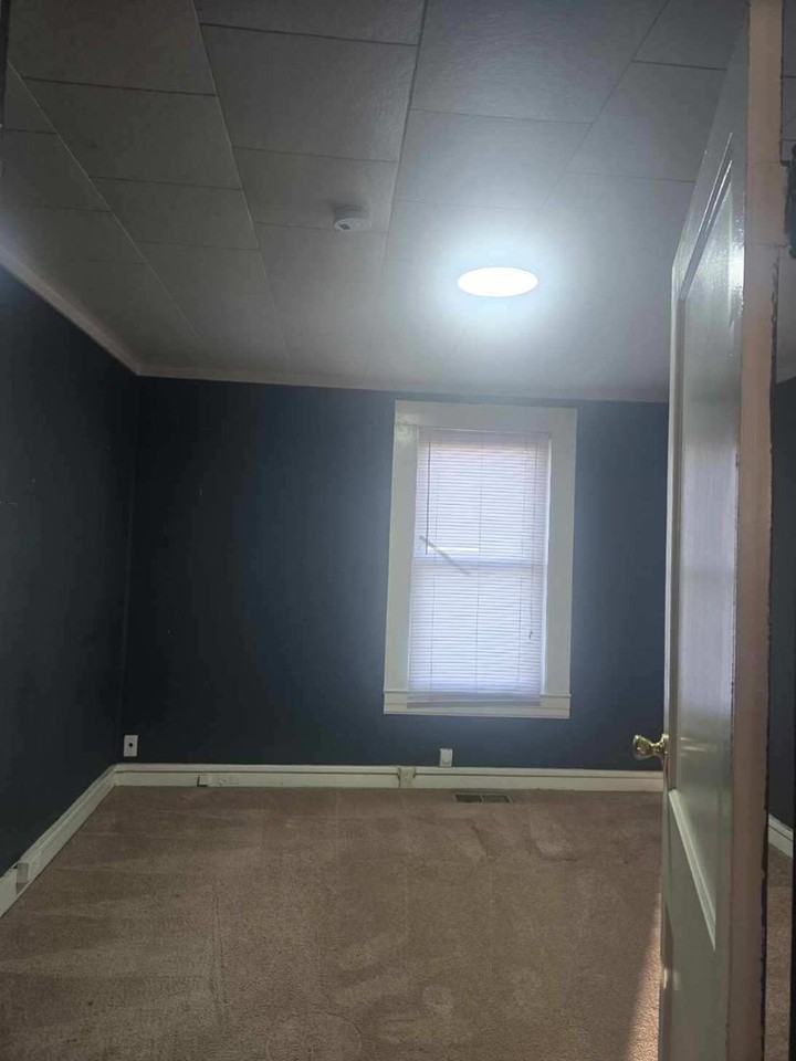 222 Liberty Rd - Photo 4 of 13