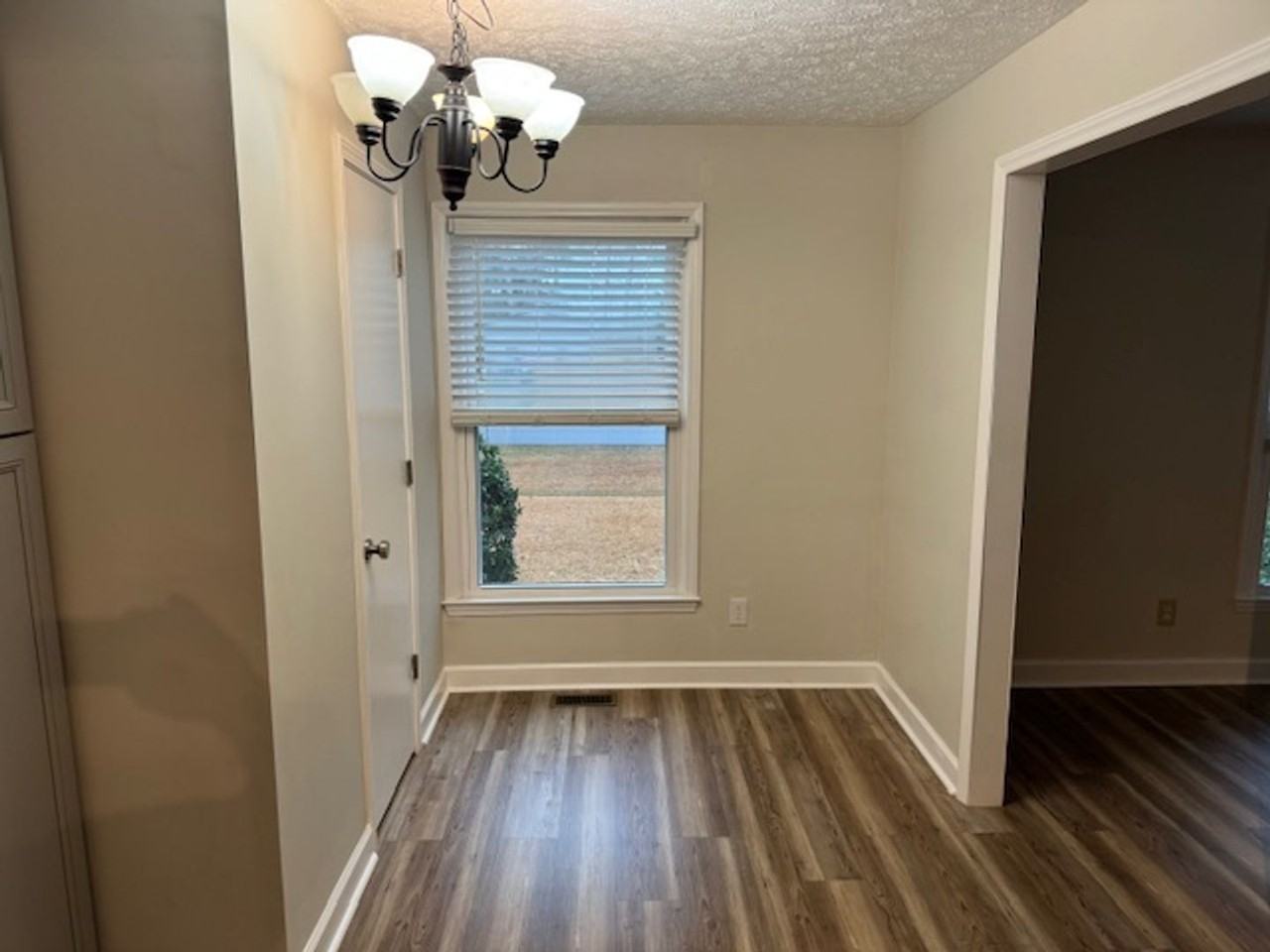 200 Snead Rd - Photo 2 of 25