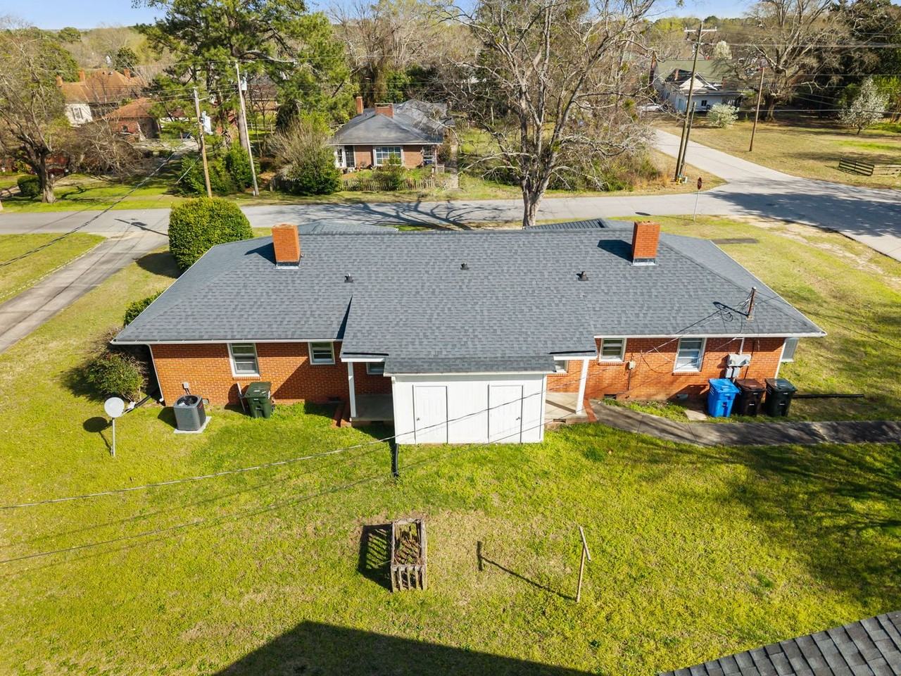 1208 S 9th St - Photo 2 of 38