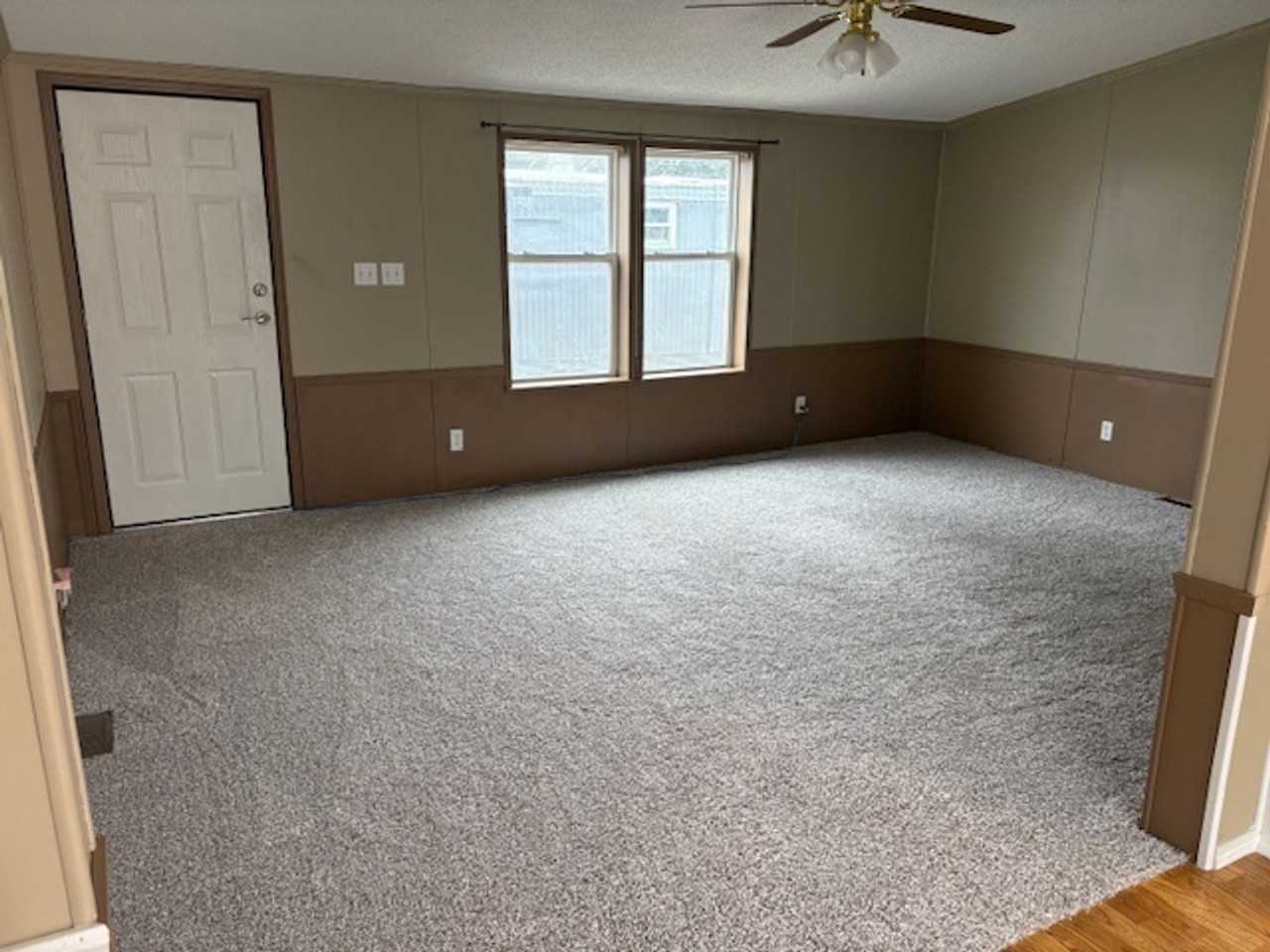 1119 University Dr #103 - Photo 4 of 7