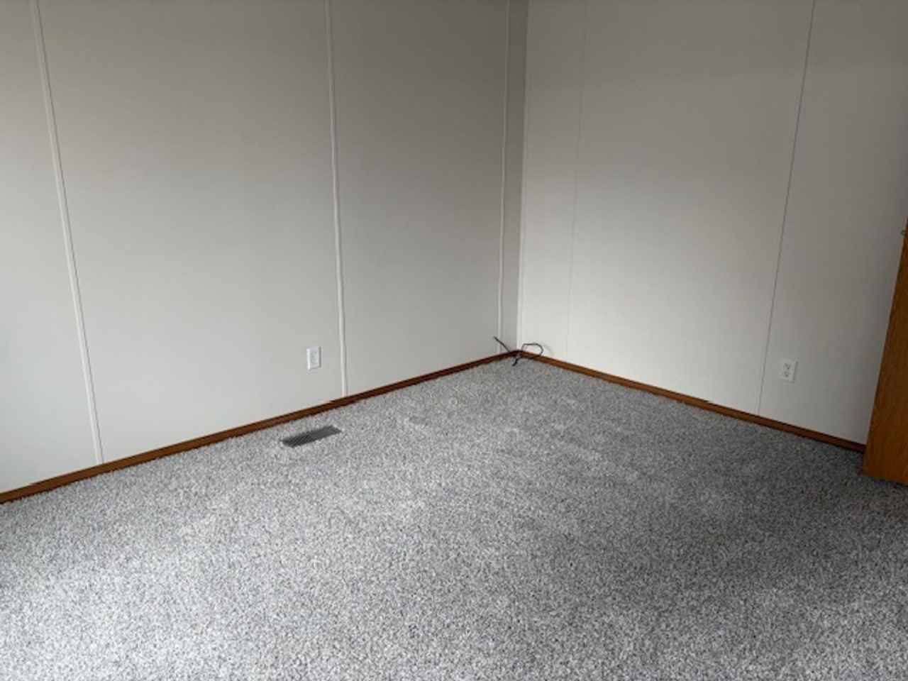 1119 University Dr #103 - Photo 7 of 7