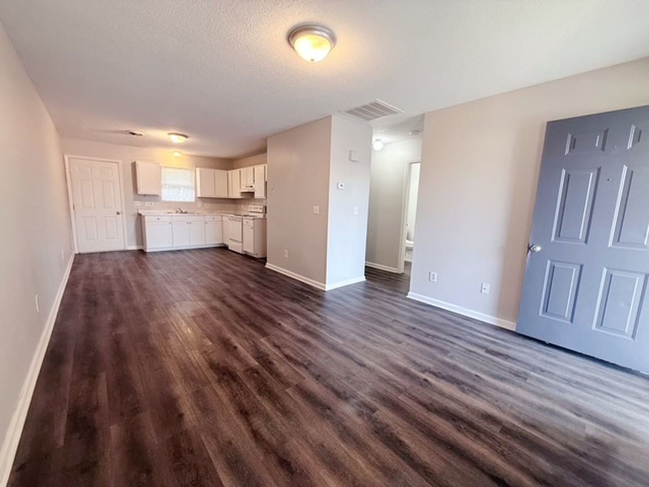 309 Ingram St - Photo 2 of 6