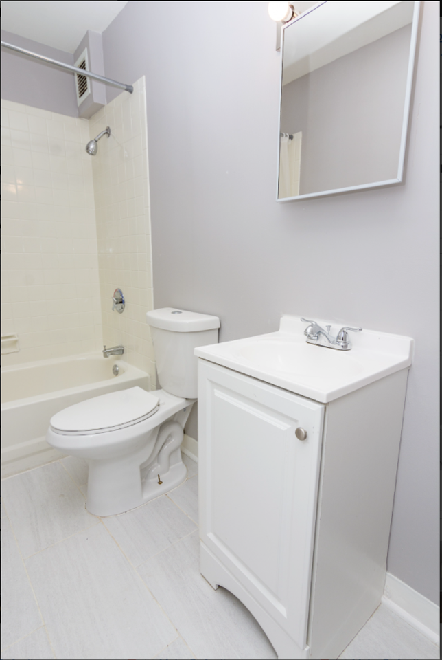 1962 E 71st Pl (NEW) - Photo 4 of 9