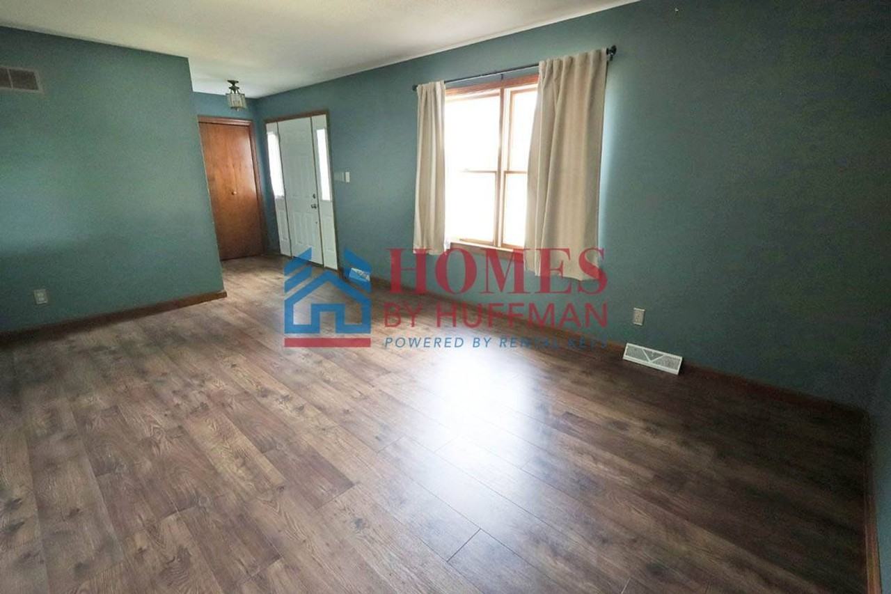 10611 Gettysburg Dr - Photo 3 of 36