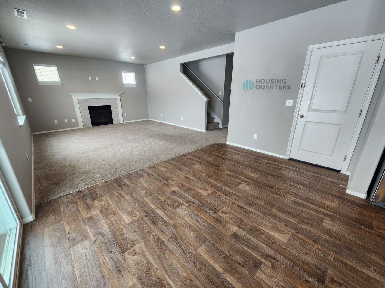 209 S Lawson St - Photo 6 of 27