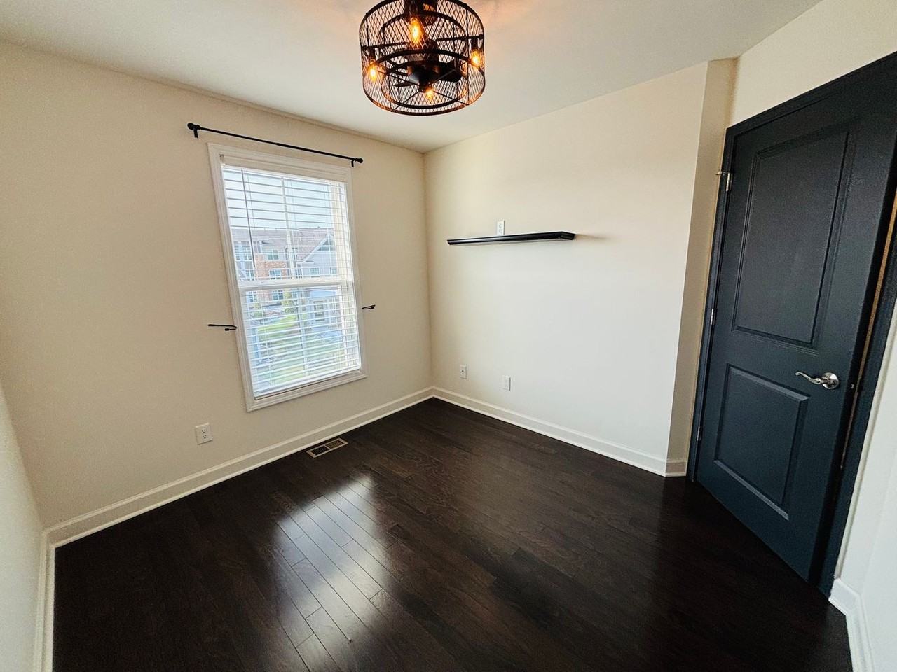 160 Hamilton Ave Nw - Photo 2 of 27