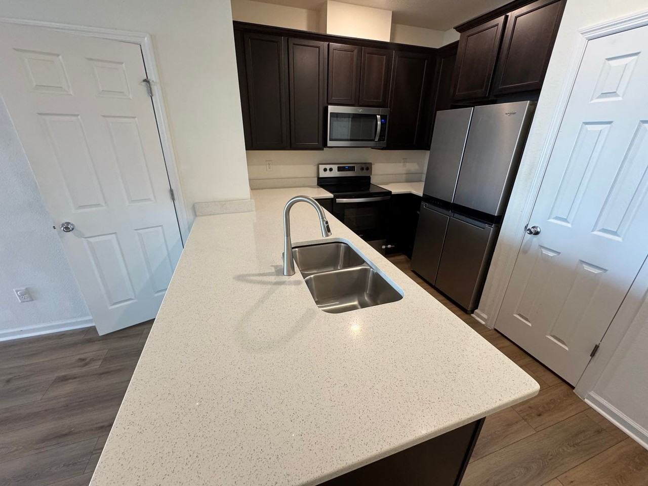 9877 Fiddleback Ln - Photo 7 of 28