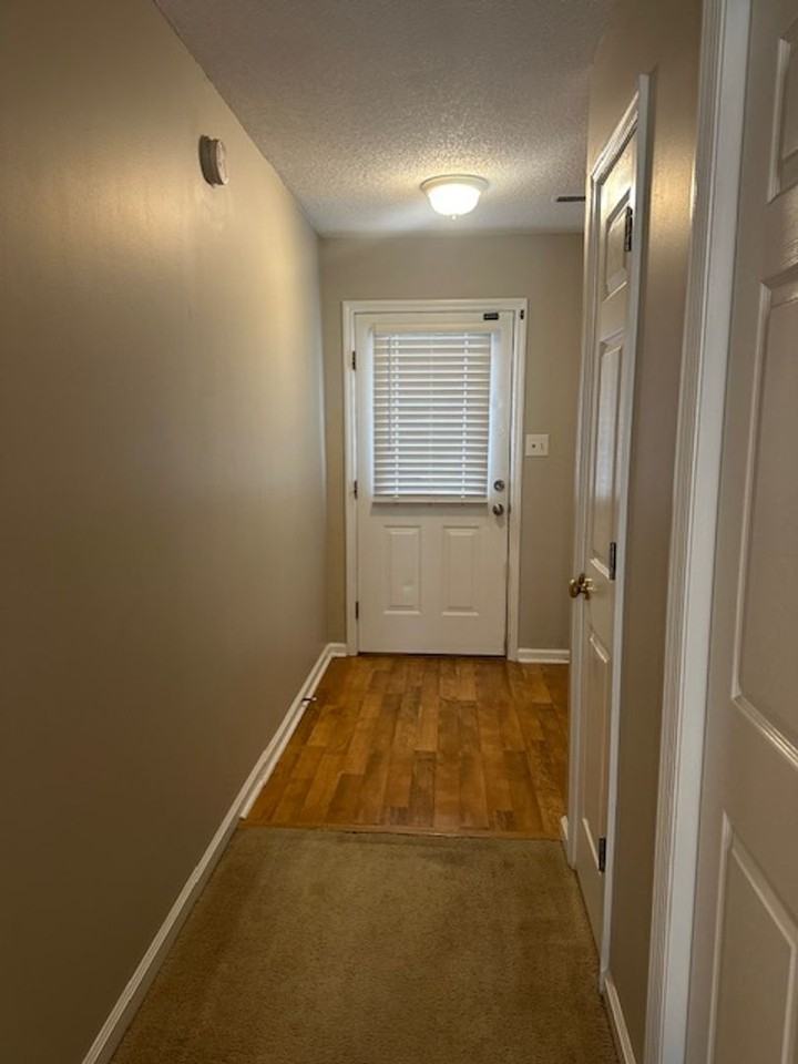 2008 Benningham Way - Photo 2 of 6