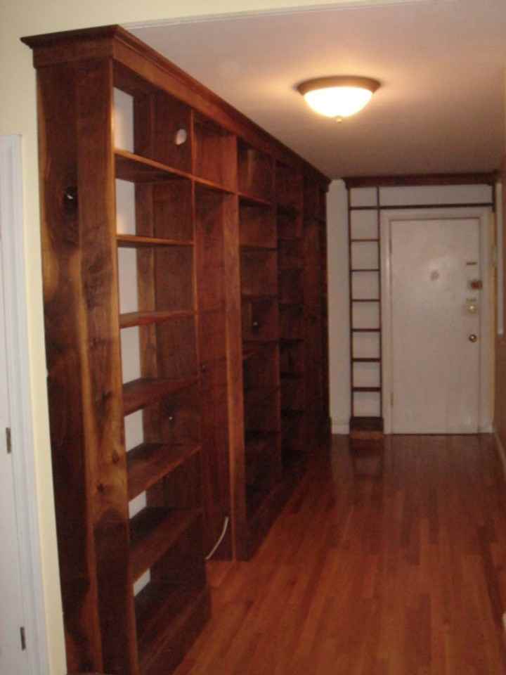 366 Riverway - Photo 2 of 4