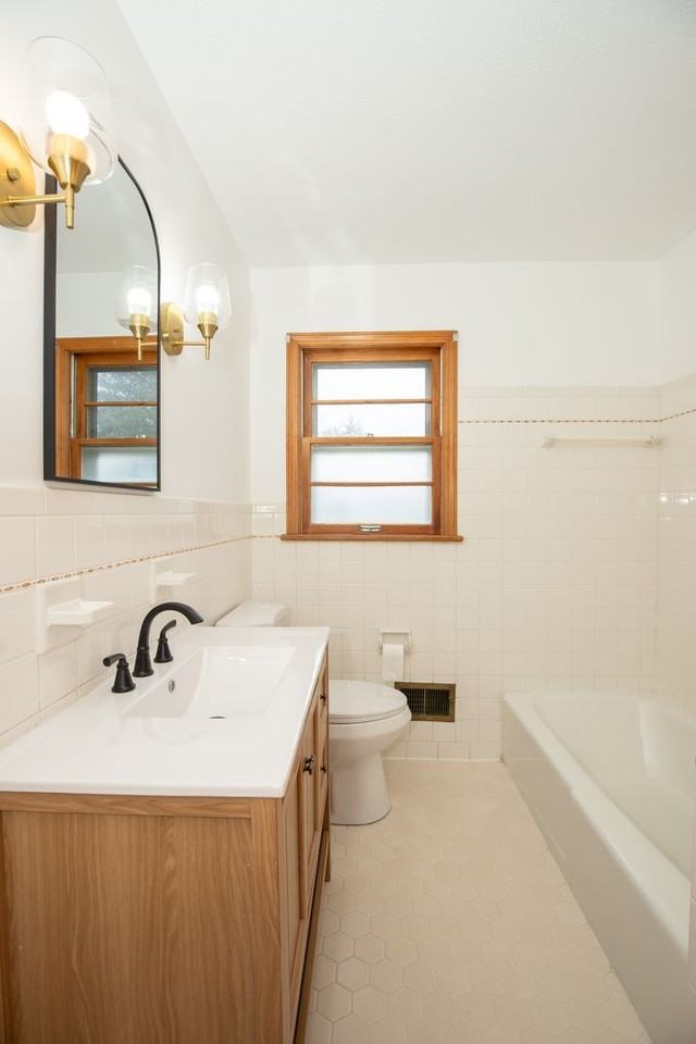 2008 Foxhurst Dr - Photo 6 of 17