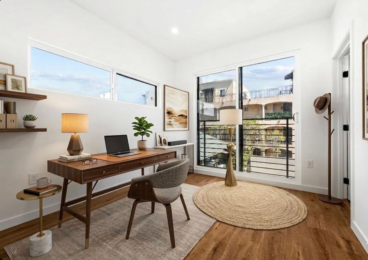 926 S Harvard Blvd - Photo 4 of 21