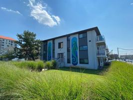 featured image of 210 7th Ave