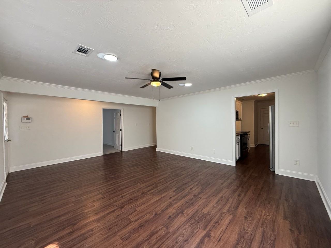 114 George St - Photo 3 of 32