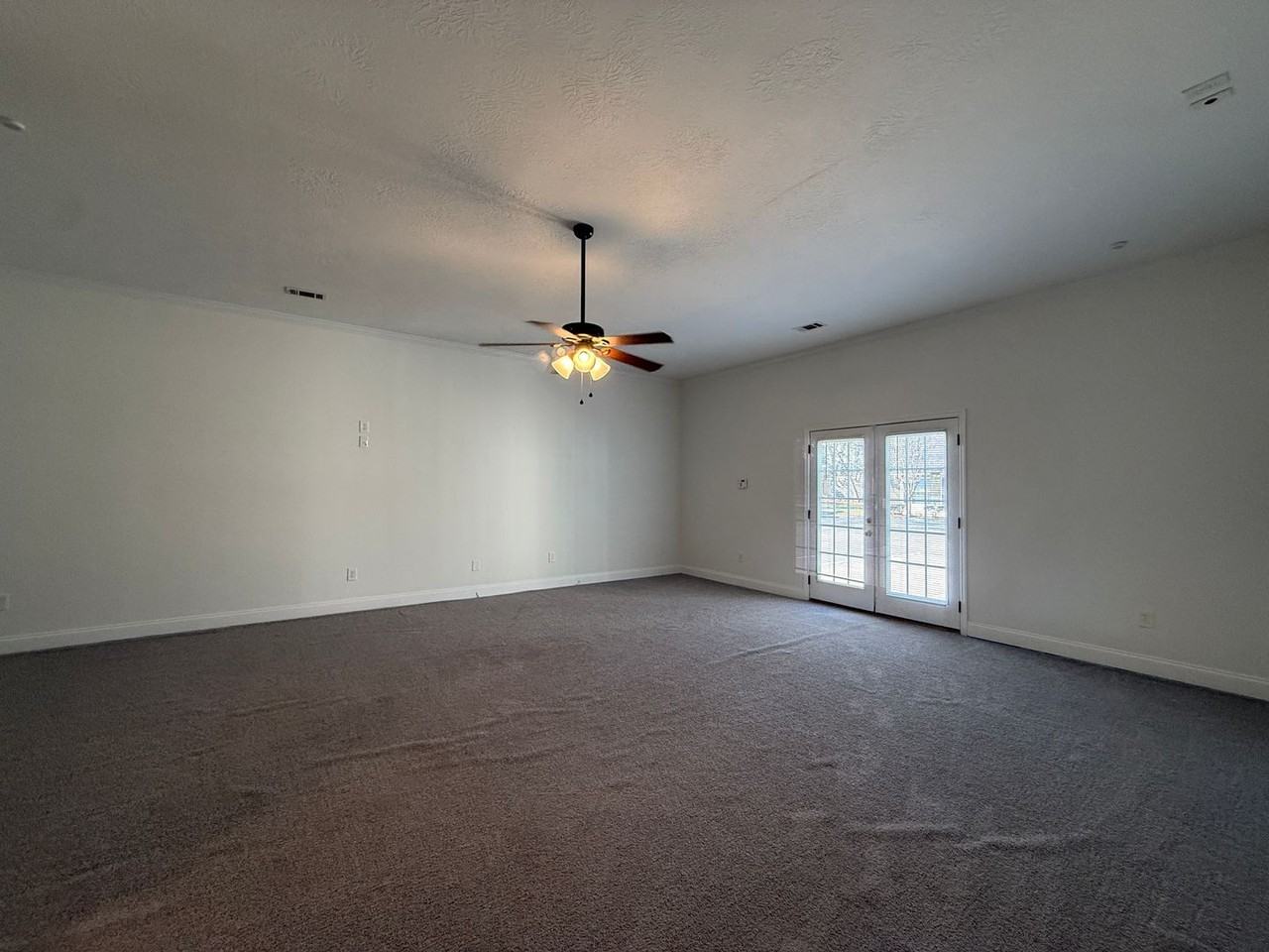 114 George St - Photo 7 of 32