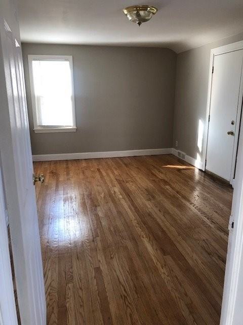 19451 Sorrento St - Photo 2 of 8