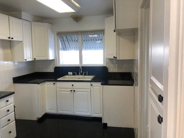 19451 Sorrento St - Photo 5 of 8