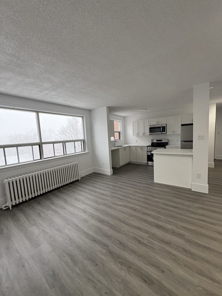 236 Gordon - Photo 2 of 5