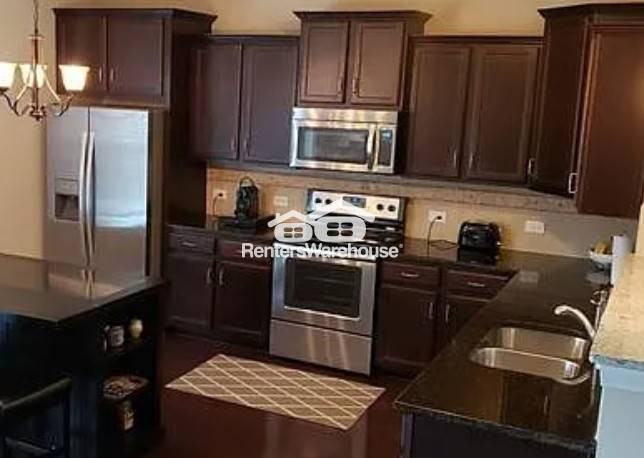 2713 Joselynn Ct - Photo 3 of 5