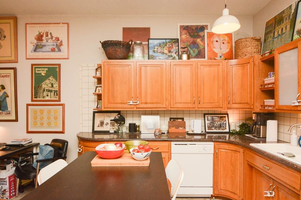 955 N Hoyne Ave #1 - Photo 4 of 21