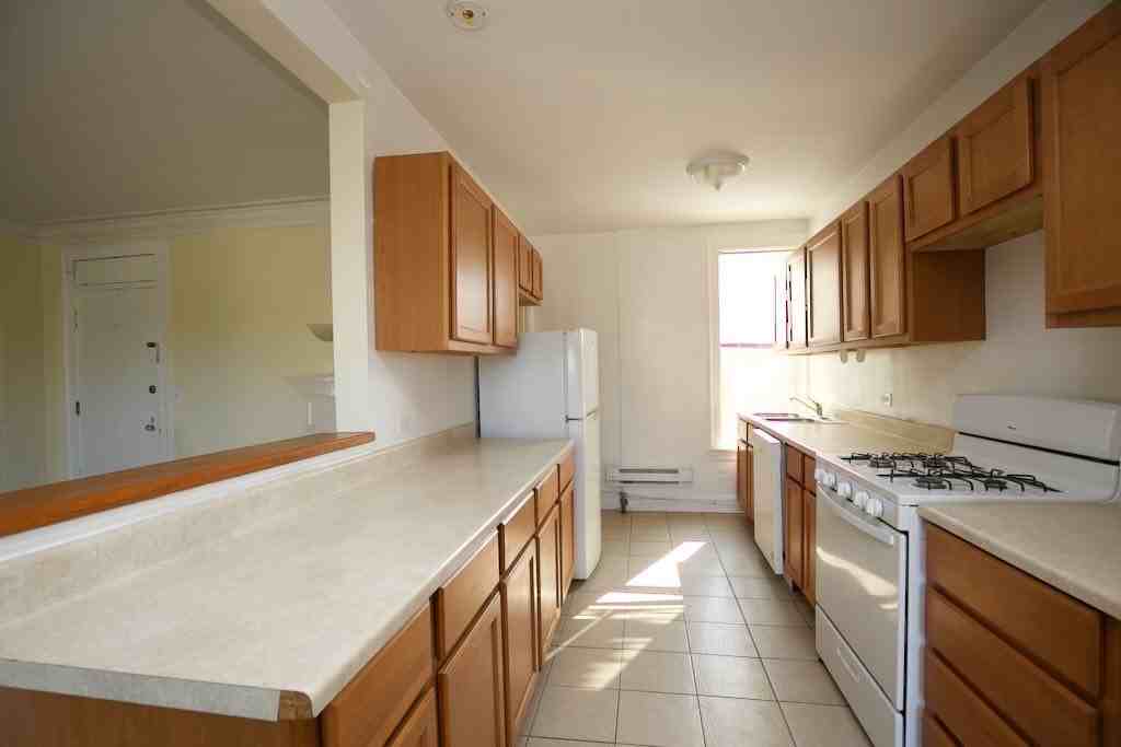 918 Green Bay Rd #2L - Photo 2 of 20