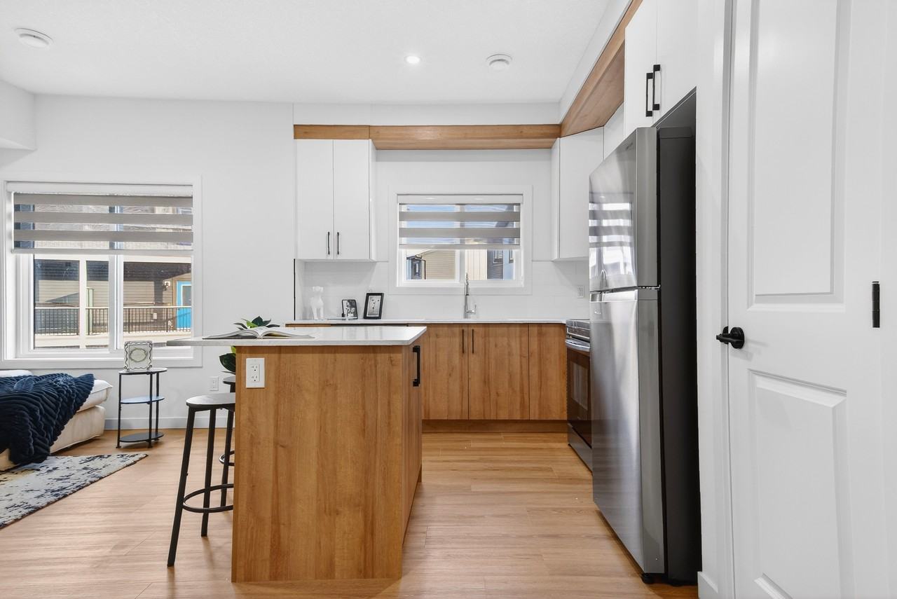 Mann Avenue at Parkside - Photo 4 of 50