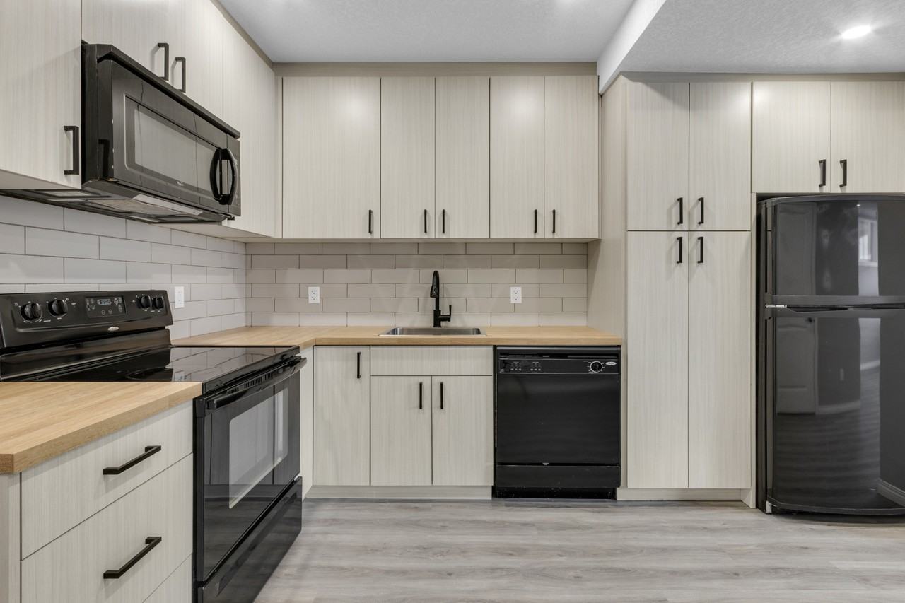 190 Evanscrest Pl Nw - Photo 2 of 23