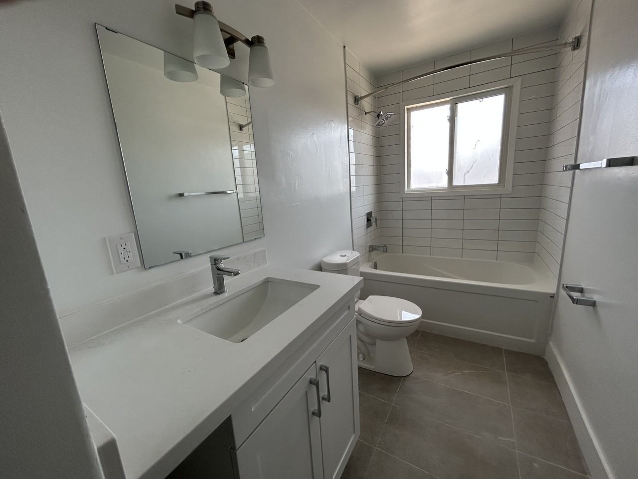 66 Willow Road - Photo 4 of 5