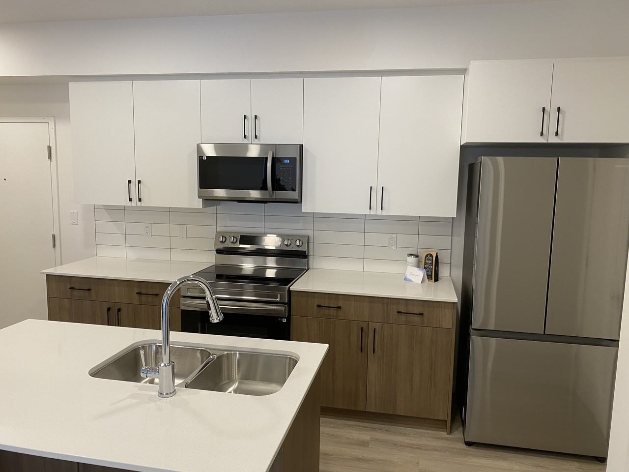 9227 228 St Nw - Photo 4 of 24