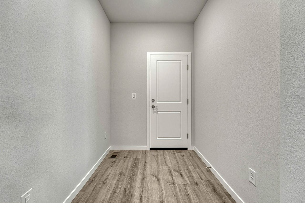 13881 Bunny Hop Ln - Photo 4 of 50