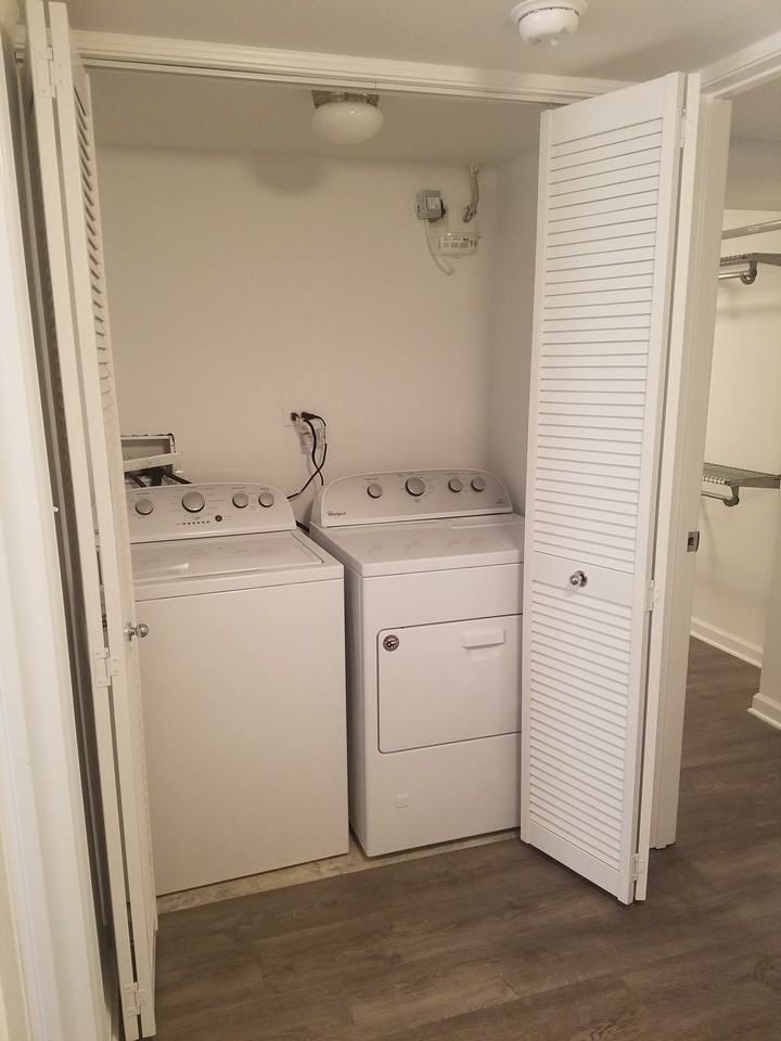 W Dakin St & N Fremont St - Photo 6 of 9