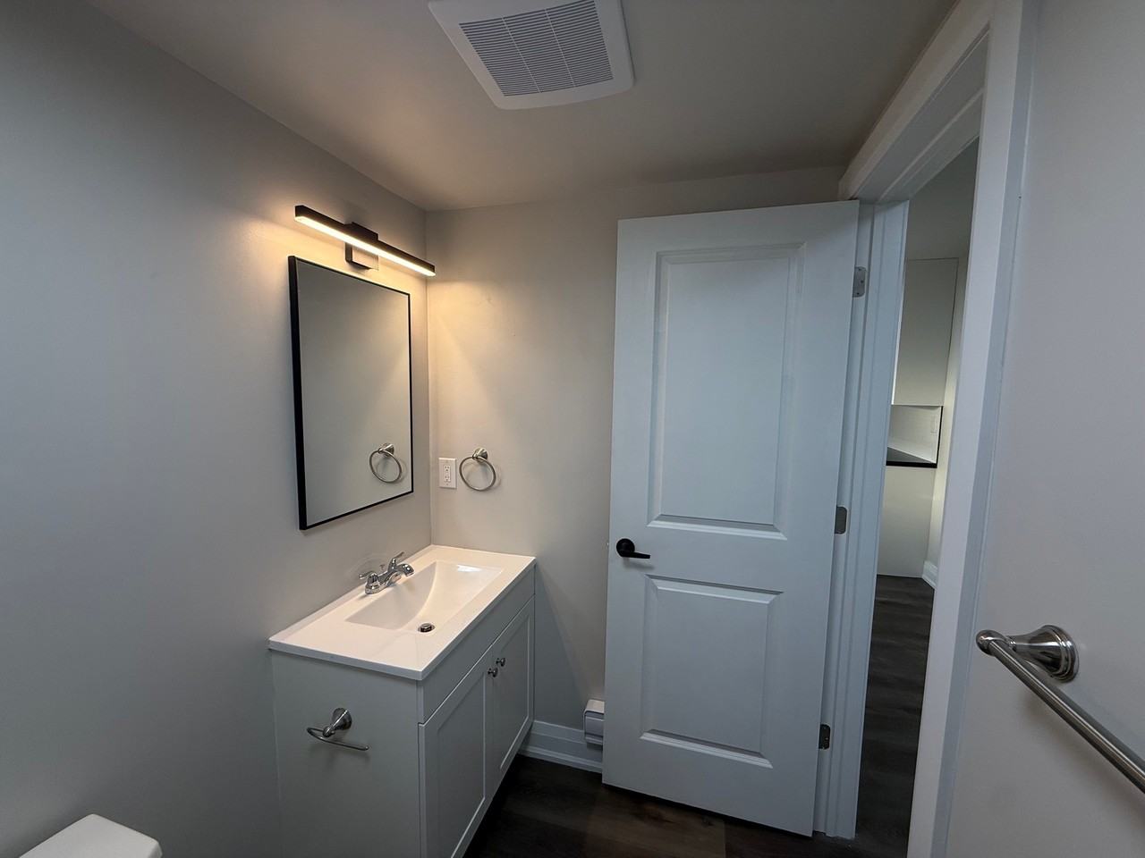 New Lorne Apartments - Photo 4 of 50