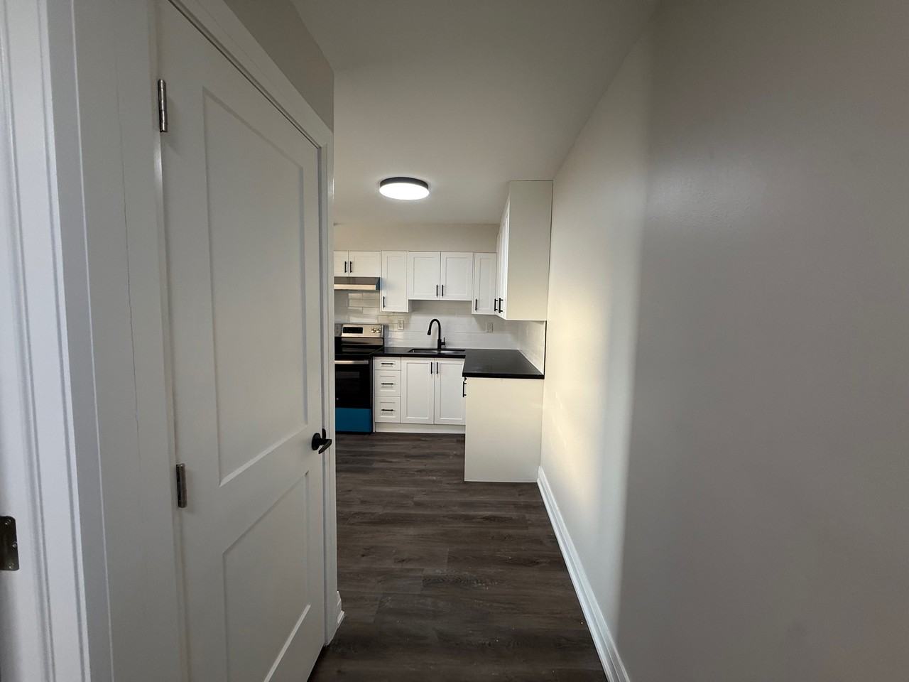 New Lorne Apartments - Photo 5 of 50