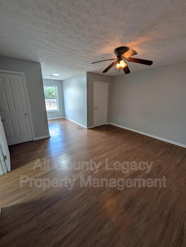 3321 Southridge Dr #A - Photo 5 of 8