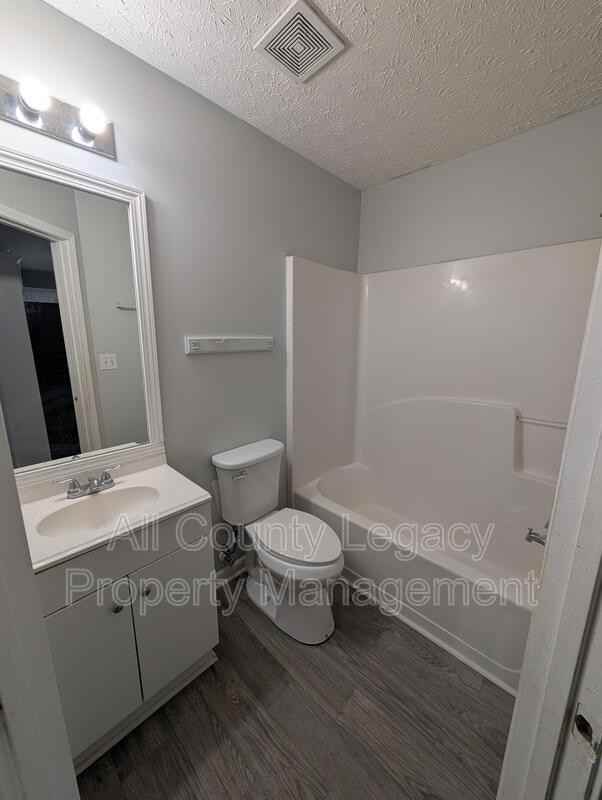 3321 Southridge Dr #A - Photo 6 of 8