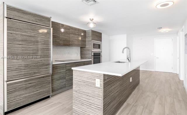 460 Ne 28th St - Photo 3 of 25