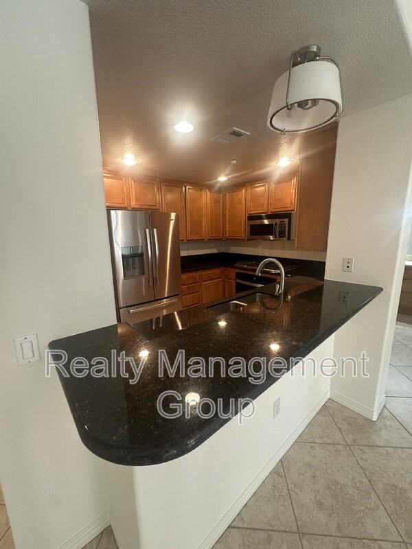 301 W G St #307 - Photo 6 of 19