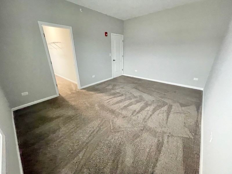 811 E Main St #3D - Photo 7 of 14