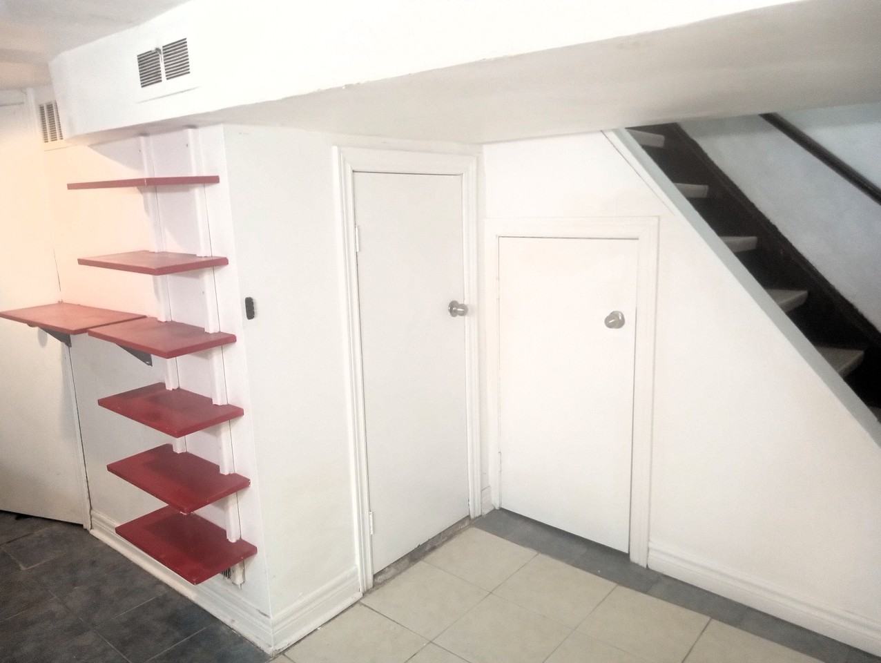 71 Jones Avenue #1 - Photo 3 of 11