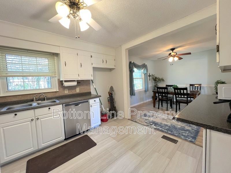 2534 Gum Wood Ct - Photo 7 of 30