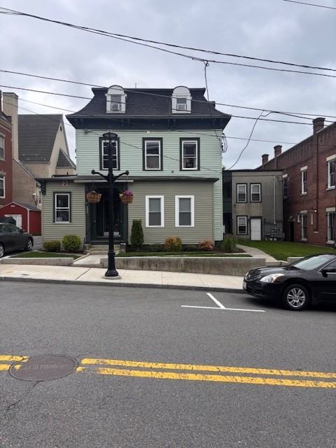 209 Church Street - Photo 7 of 11