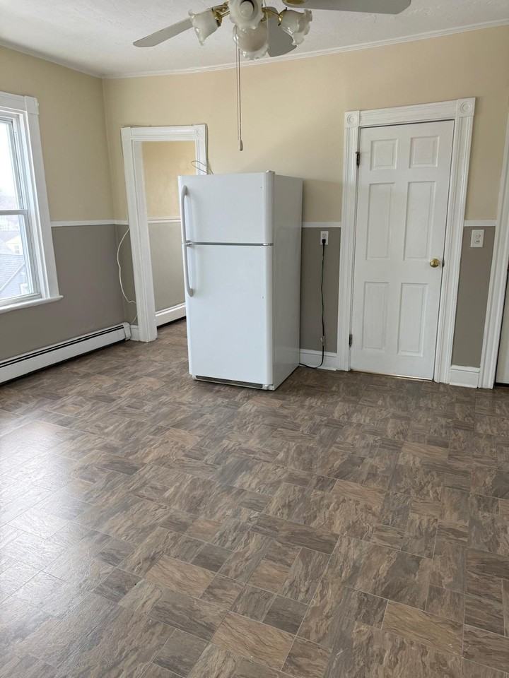 113 Bellingham Street - Photo 5 of 10