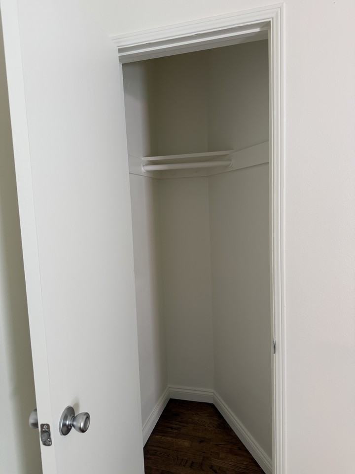 2700 Abbot Kinney Boulevard #6 - Photo 6 of 17