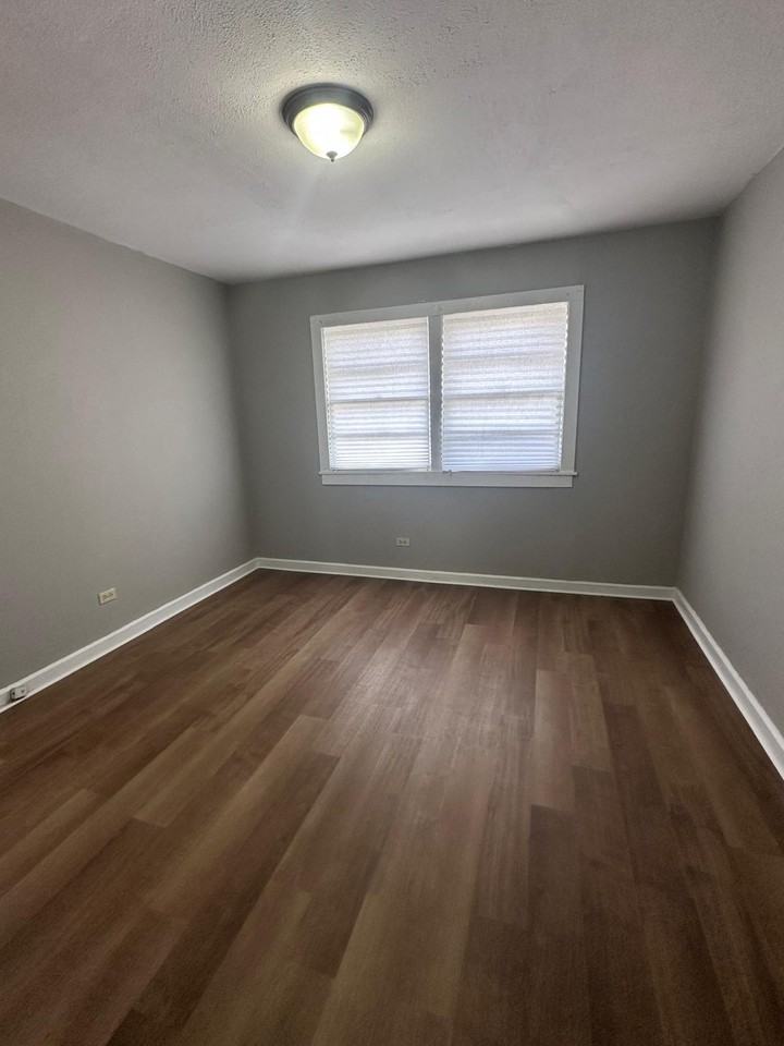 813 Weatherly Street - Photo 2 of 4